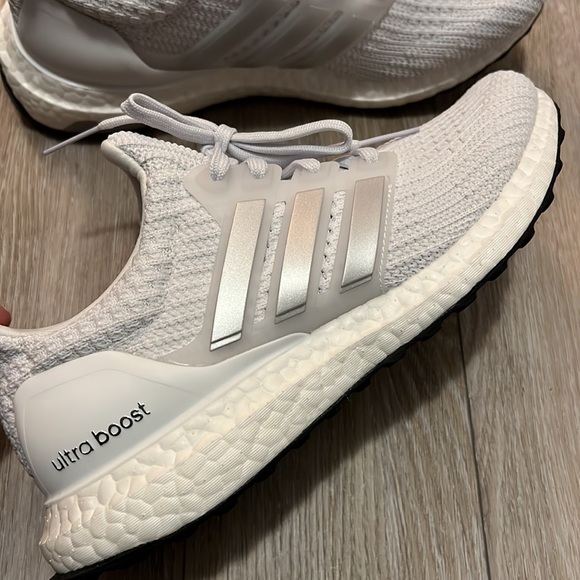 ULTRABOOST 4.0 - Picture 8 of 12